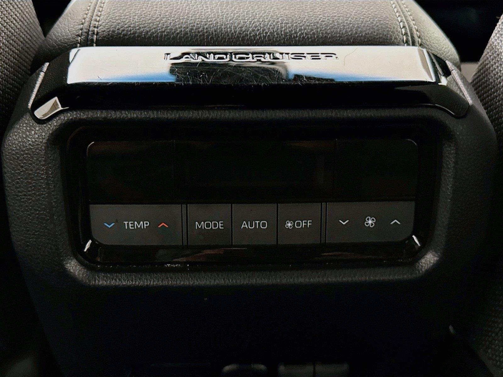 Certified Used 2025 Ice Cap Toyota 1958 image 35