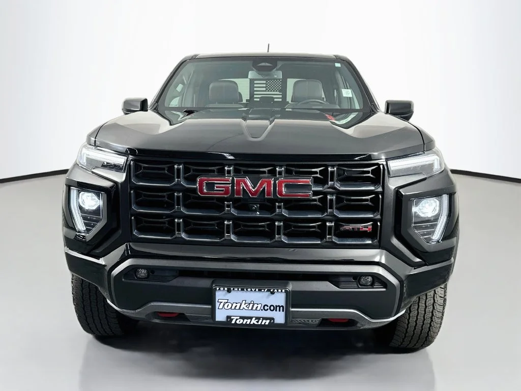 Used 2024 Onyx Black GMC AT4 image 3