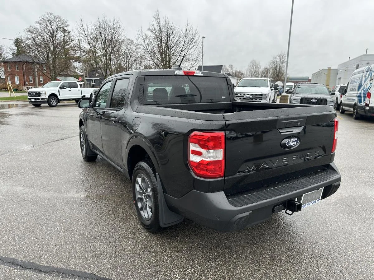 New 2026 Black Ford XLT image 8