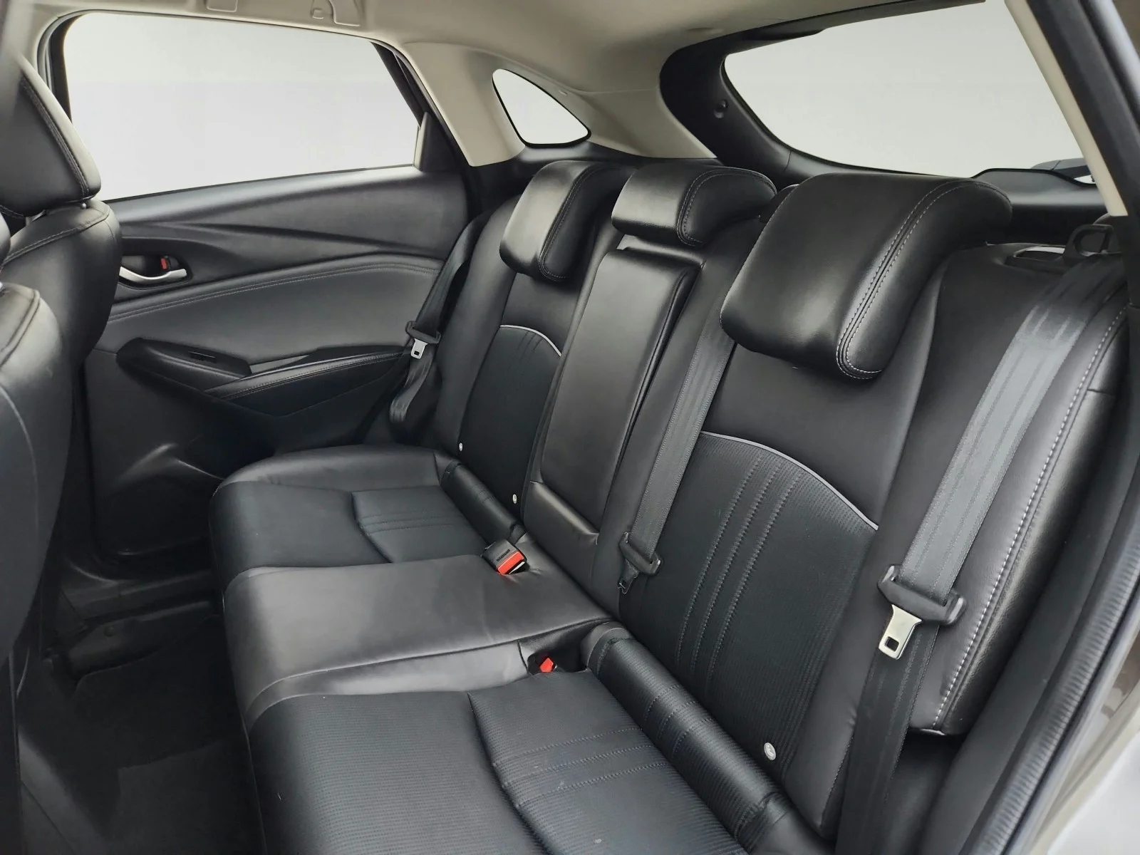 Used 2019 Titanium Flash Mica Mazda Touring image 26