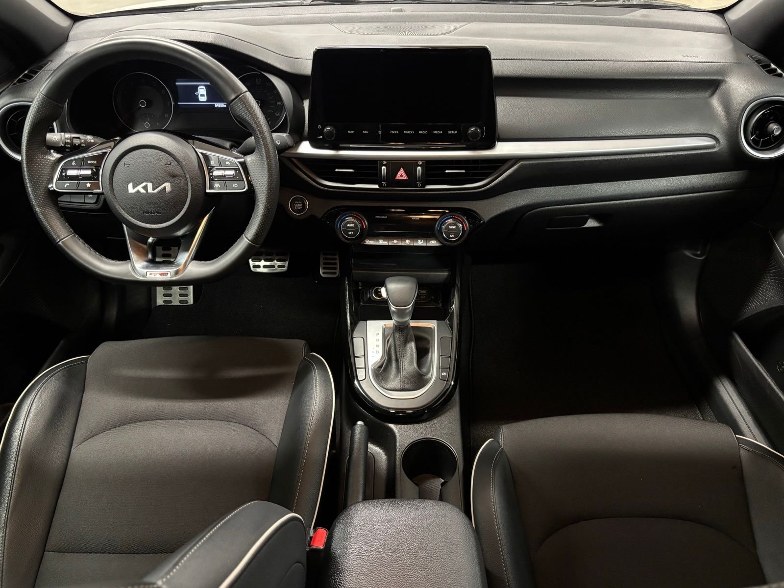 Used 2023 Black Kia GT-Line image 9