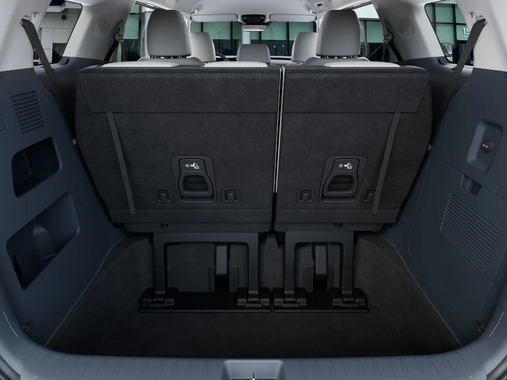 New 2026 Ivory Silver Kia EX image 19