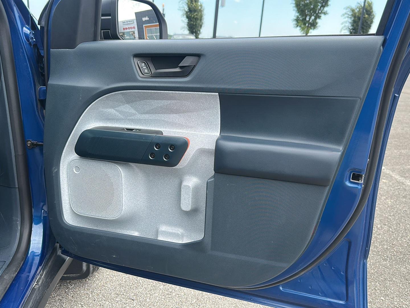 Used 2024 Atlas Blue Metallic Ford XLT image 27