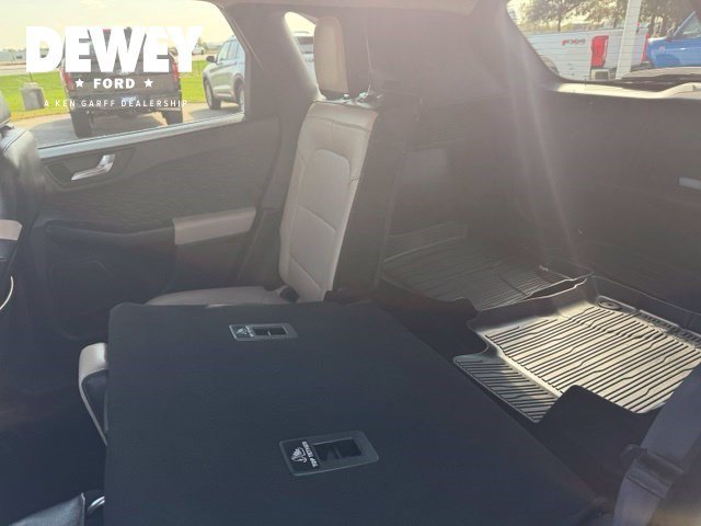Used 2020 Magnetic Ford Titanium image 30
