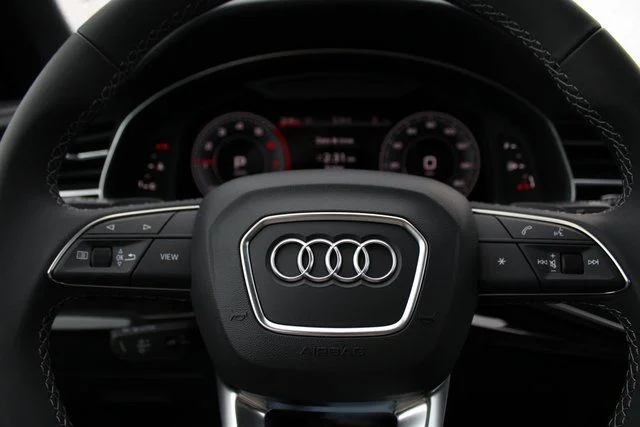 Used 2025 Black Audi 55 Premium image 13