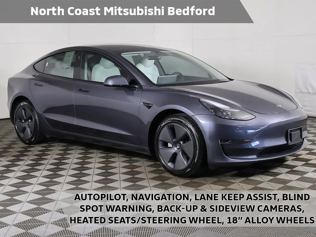 2023 Tesla Model 3 -'s photo