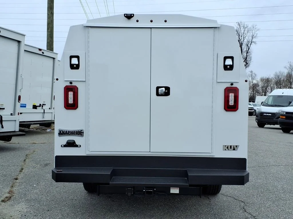 New 2025 Summit White Chevrolet 1WT image 5