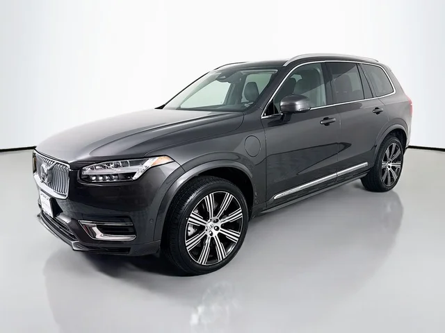 2023 Volvo XC90 Recharge Plug-In Hybrid T8 Plus 6 Passenger