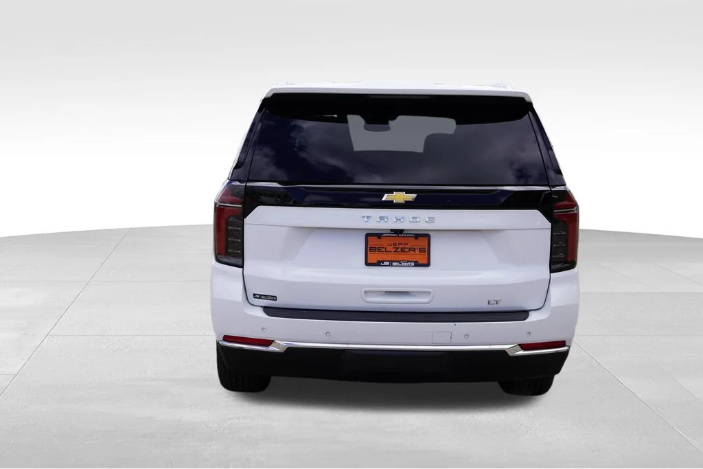 Used 2025 Summit White Chevrolet LT image 6