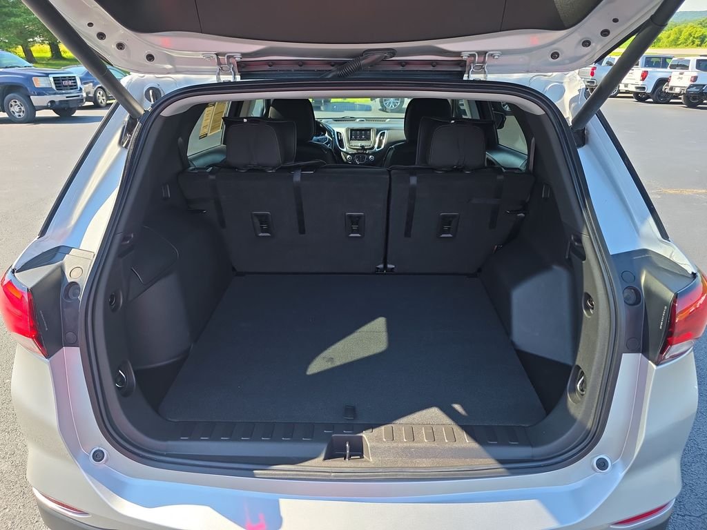 Used 2022 Silver Chevrolet LT image 15