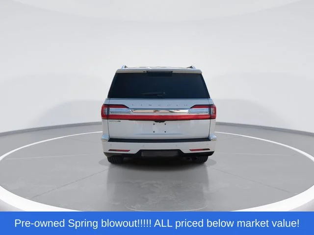 Used 2020 White Lincoln Reserve image 7
