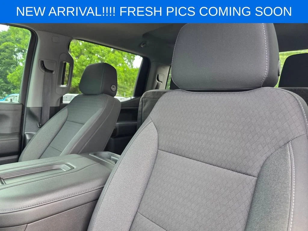 Used 2022 Summit White Chevrolet RST image 9