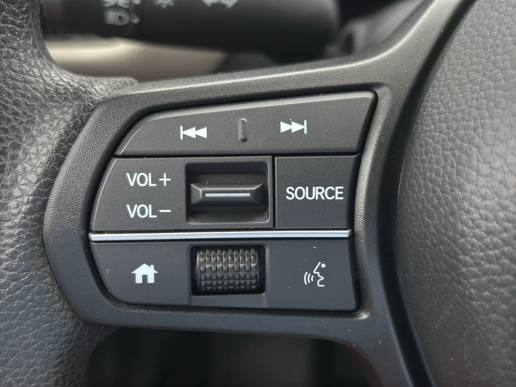 Used 2024 White Honda LX image 16