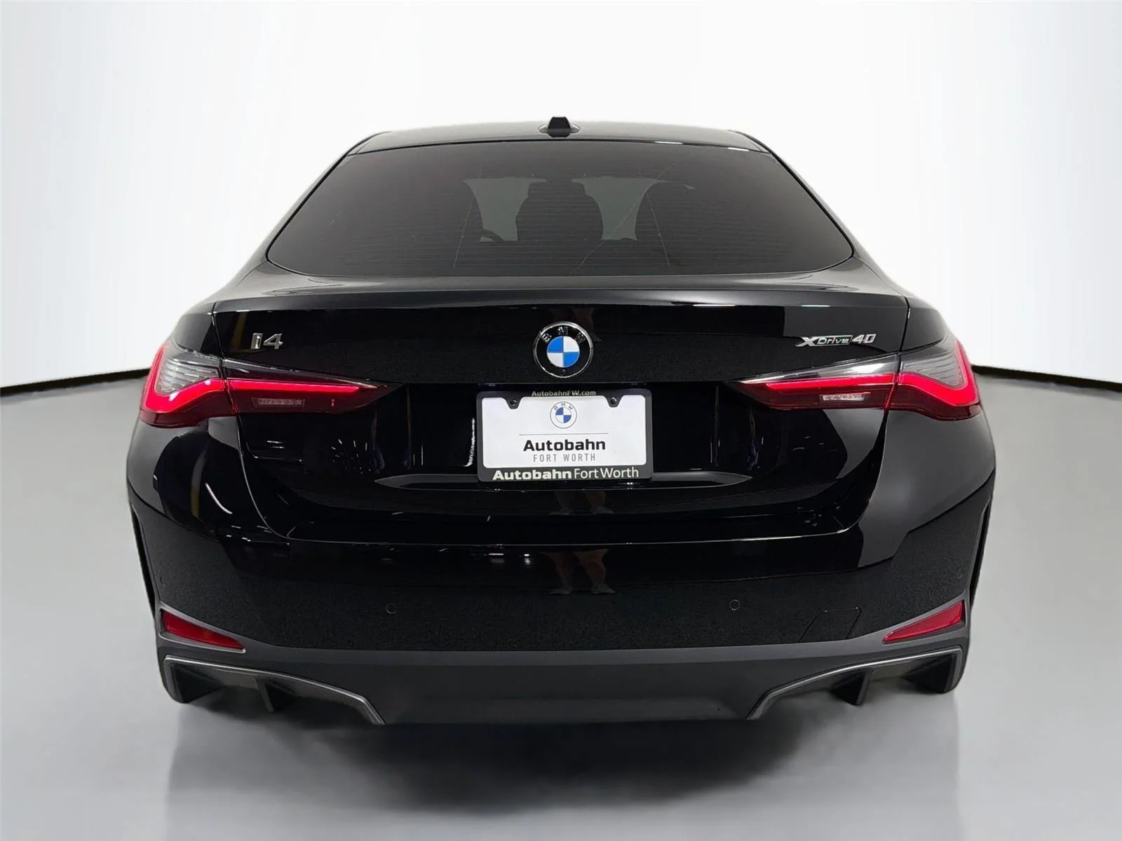 New 2026 Jet Black BMW xDrive40 image 12