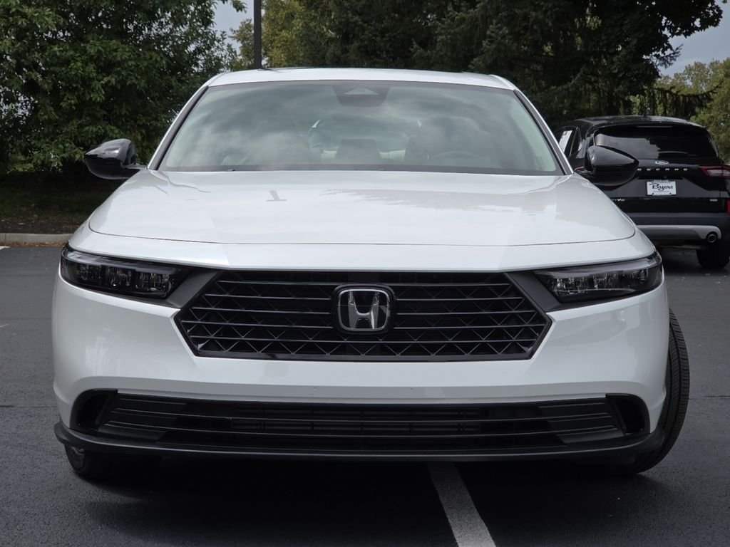 2025 Honda Accord SE - Photo 15