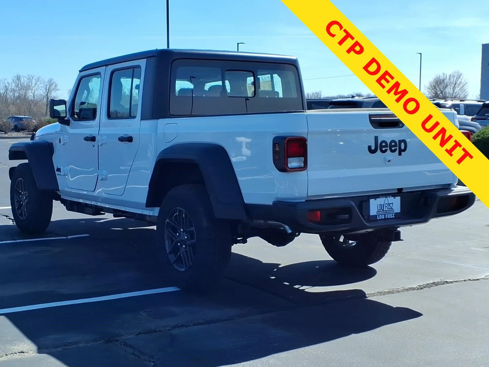 New 2026 Bright White Clear-Coat Exterior Paint Jeep Sport image 4