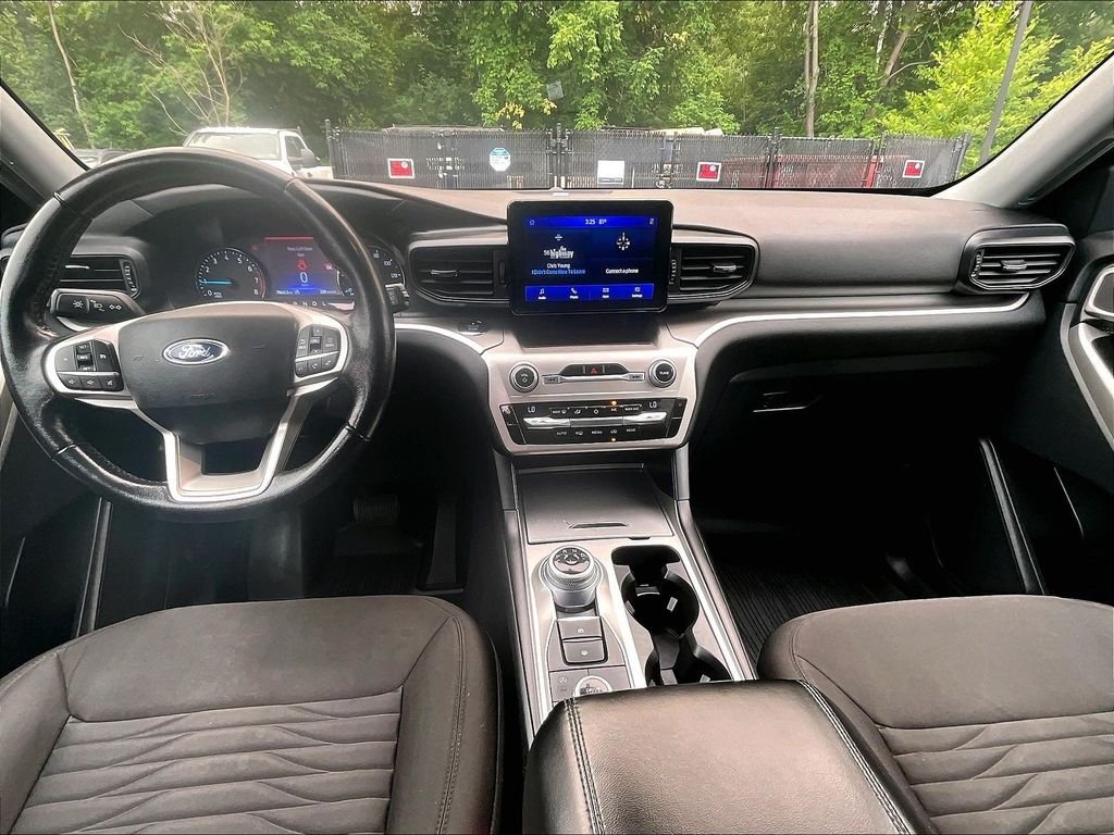 Used 2021 Silver Metallic Ford XLT image 16