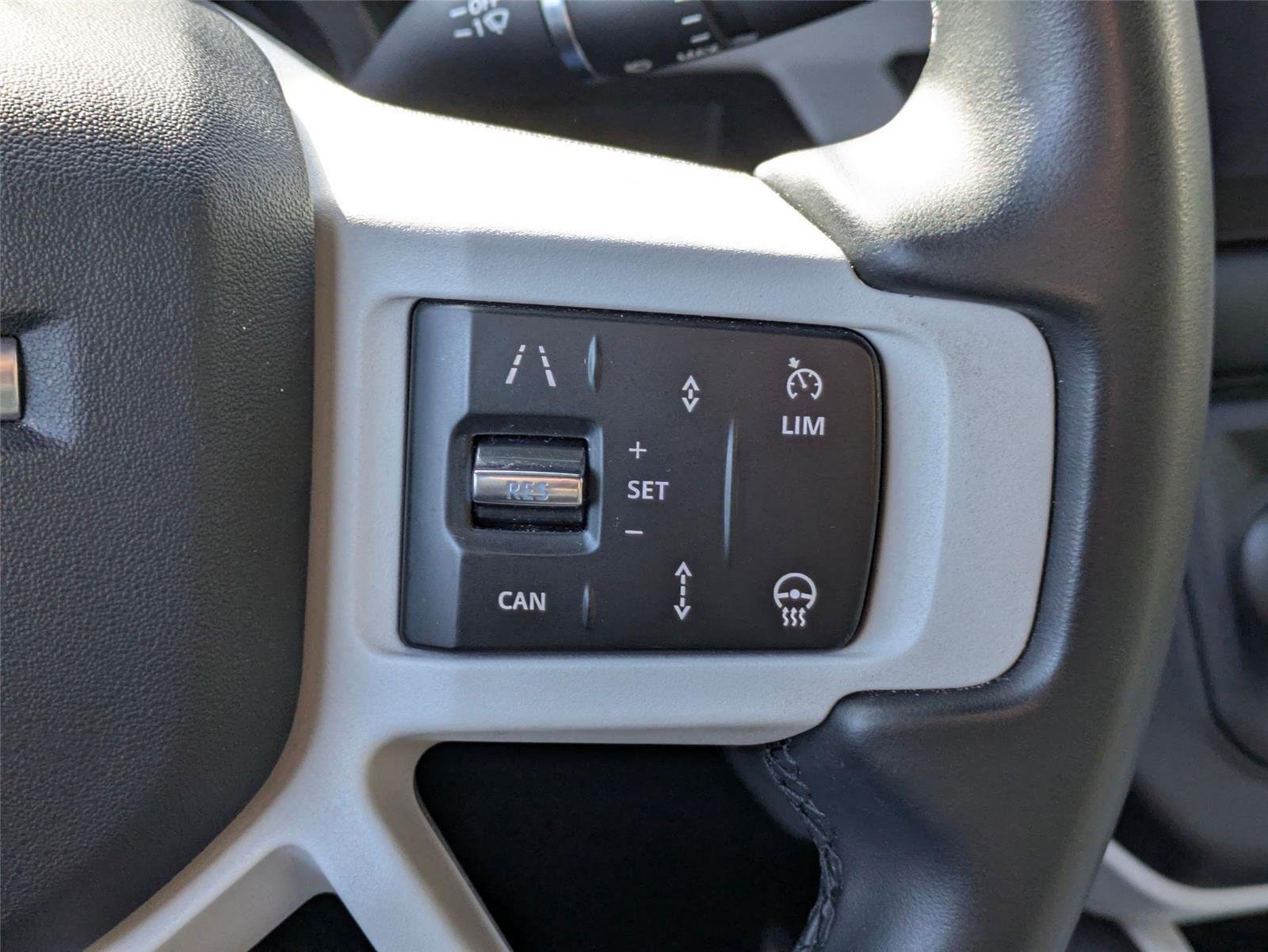 Used 2025 Santorini Black Metallic Land Rover S image 18