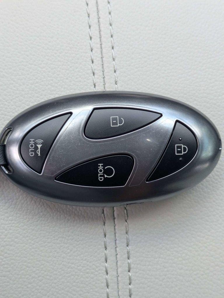 New 2026 Green Hyundai SEL Premium FWD image 34