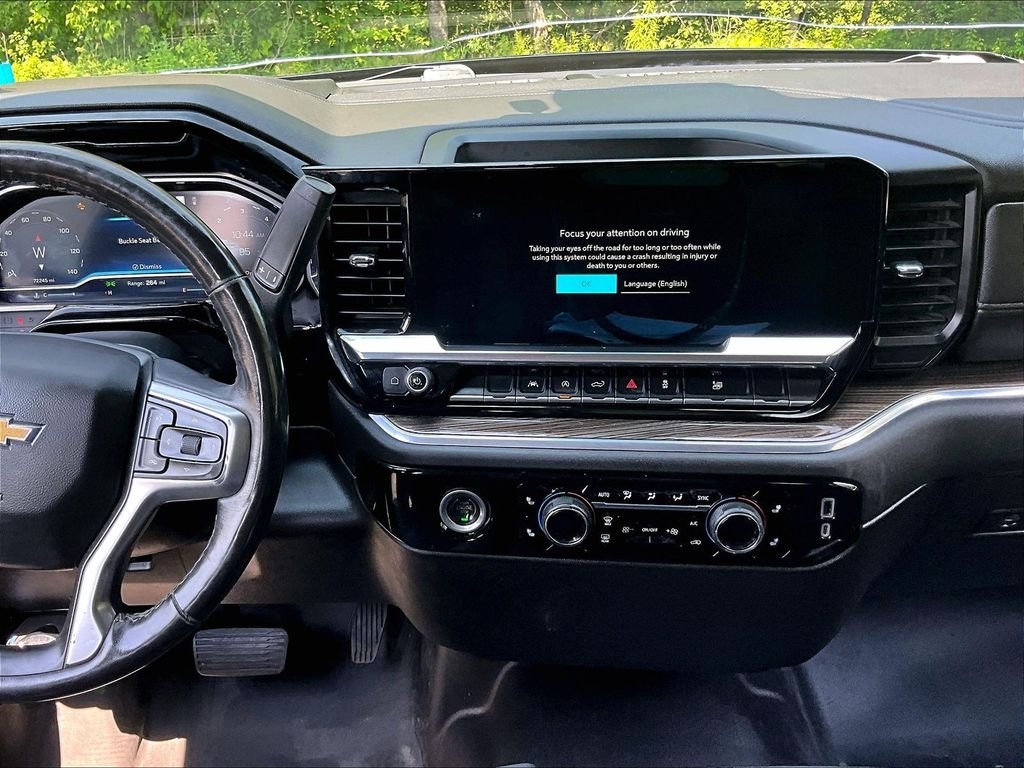 Used 2022 Black Chevrolet LT image 18
