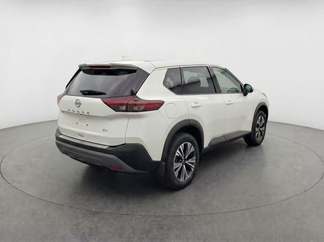 Used 2023 White Nissan SV image 4