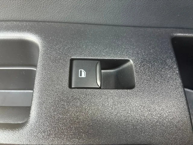New 2027 White Ford 4DR AWD TREMOR image 18