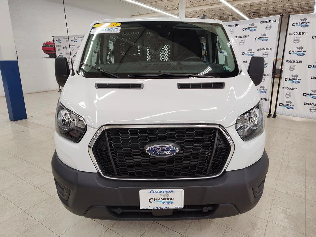 Used 2024 White Ford Base image 2