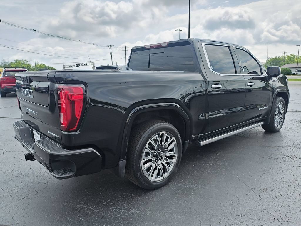 Used 2023 Onyx Black GMC Denali Ultimate image 5