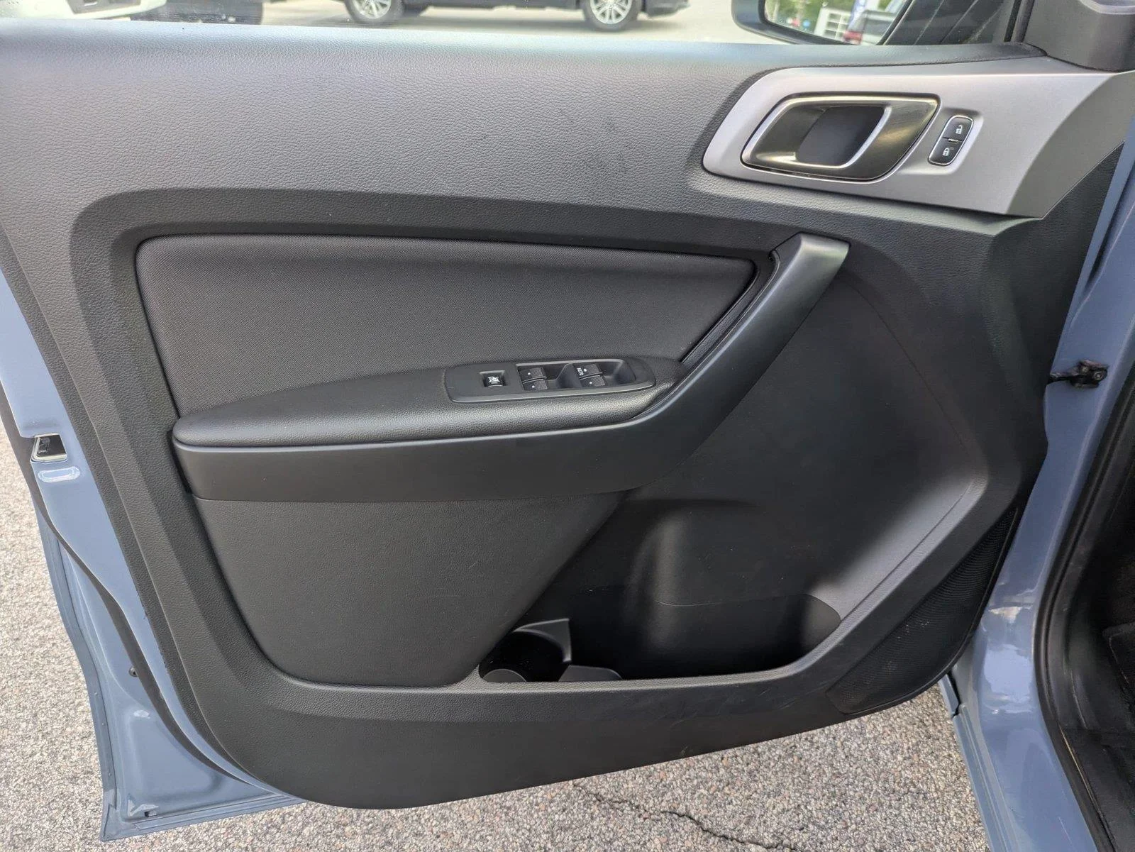 Used 2023 Azure Gray Metallic Tri-Coat Ford XLT image 11