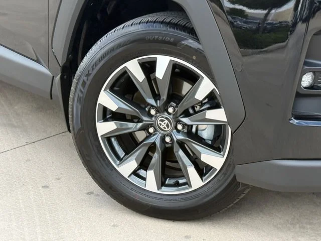 Certified Used 2026 MIDNIGHT BLACK METAL Toyota Limited image 2