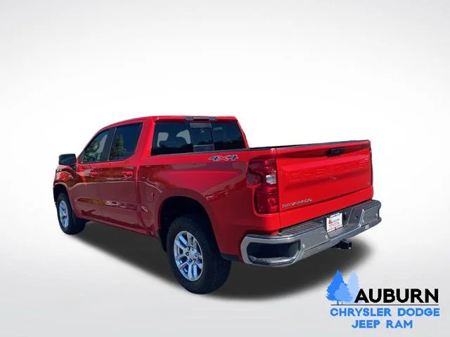Used 2023 Red Chevrolet LT image 5