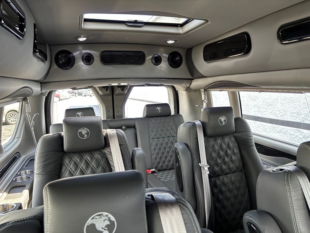 New 2026 Gray Ford Explorer Limited SE image 43