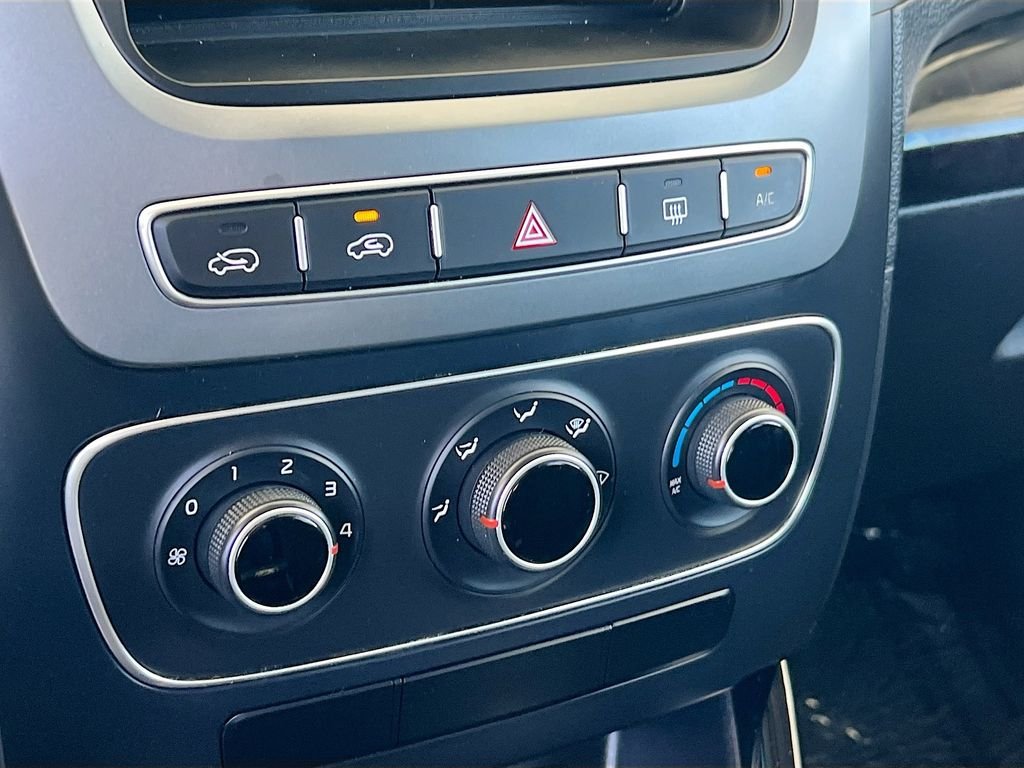 Used 2014 Ebony Black Kia LX image 14