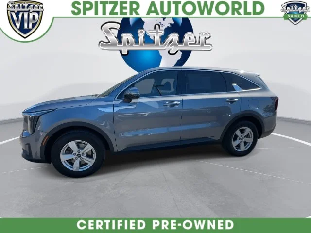 Used 2024 Silver Kia LX image 9