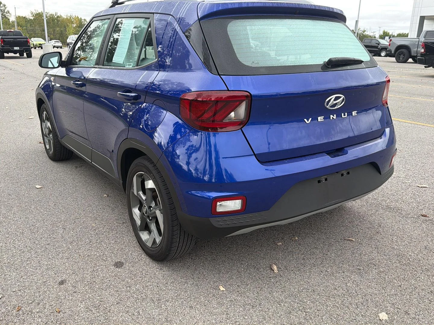 Used 2023 Intense Blue Hyundai Limited image 5