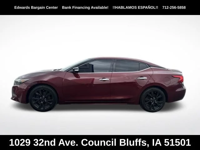 Used 2017 Red Nissan 3.5 SV image 4