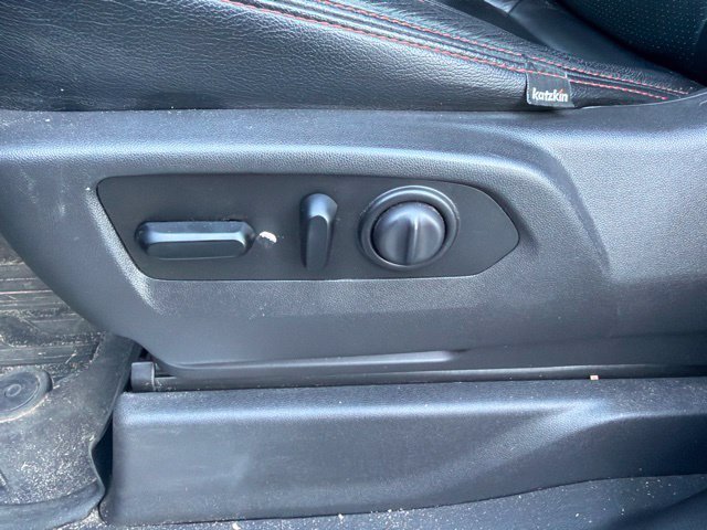 Used 2020 Gray GMC SLE image 13