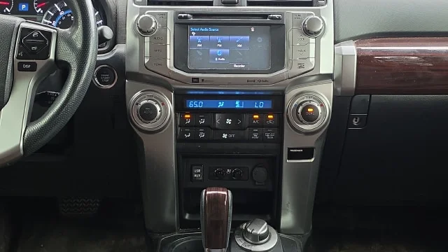 Used 2019 Blizzard Pearl Toyota Limited image 8