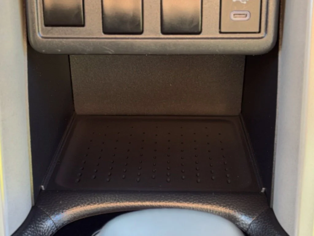 Used 2024  Toyota Hybrid S image 16