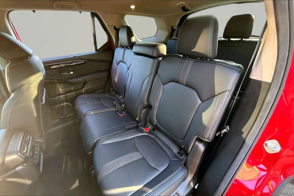 Used 2025 Red Honda EX-L image 16