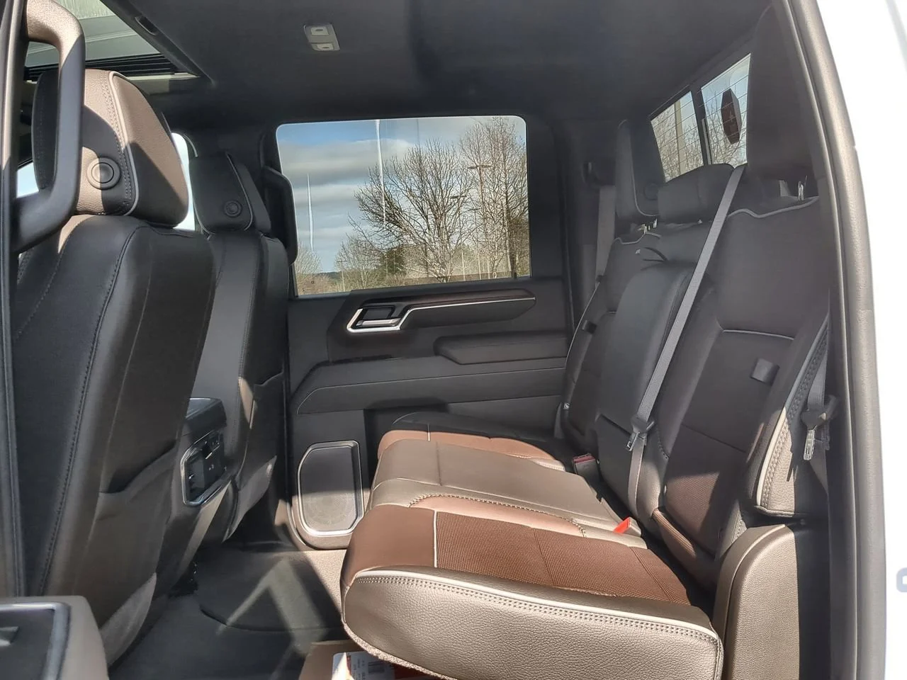 New 2026 Glacier White Tricoat GMC Denali image 26