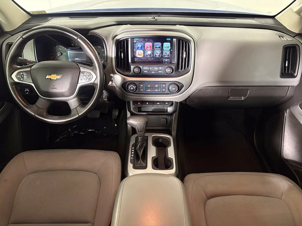 Used 2018 KINETIC BLUE METALLIC Chevrolet 2WD LT image 34