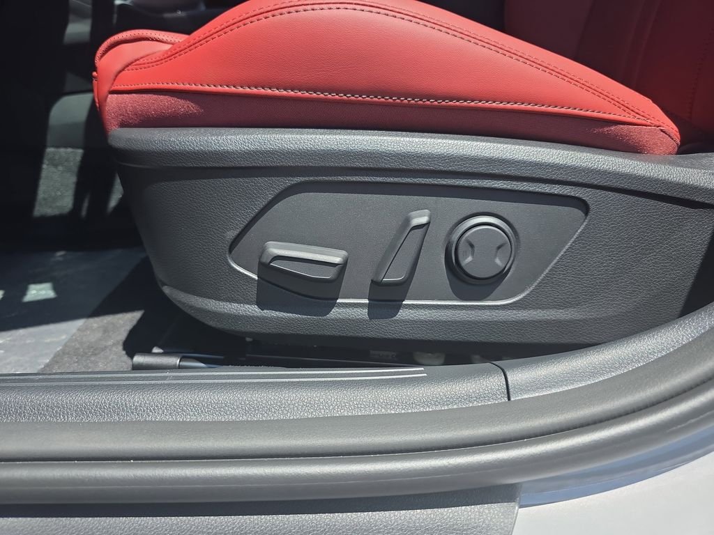 New 2026 Wolf Gray Kia GT-Line image 28