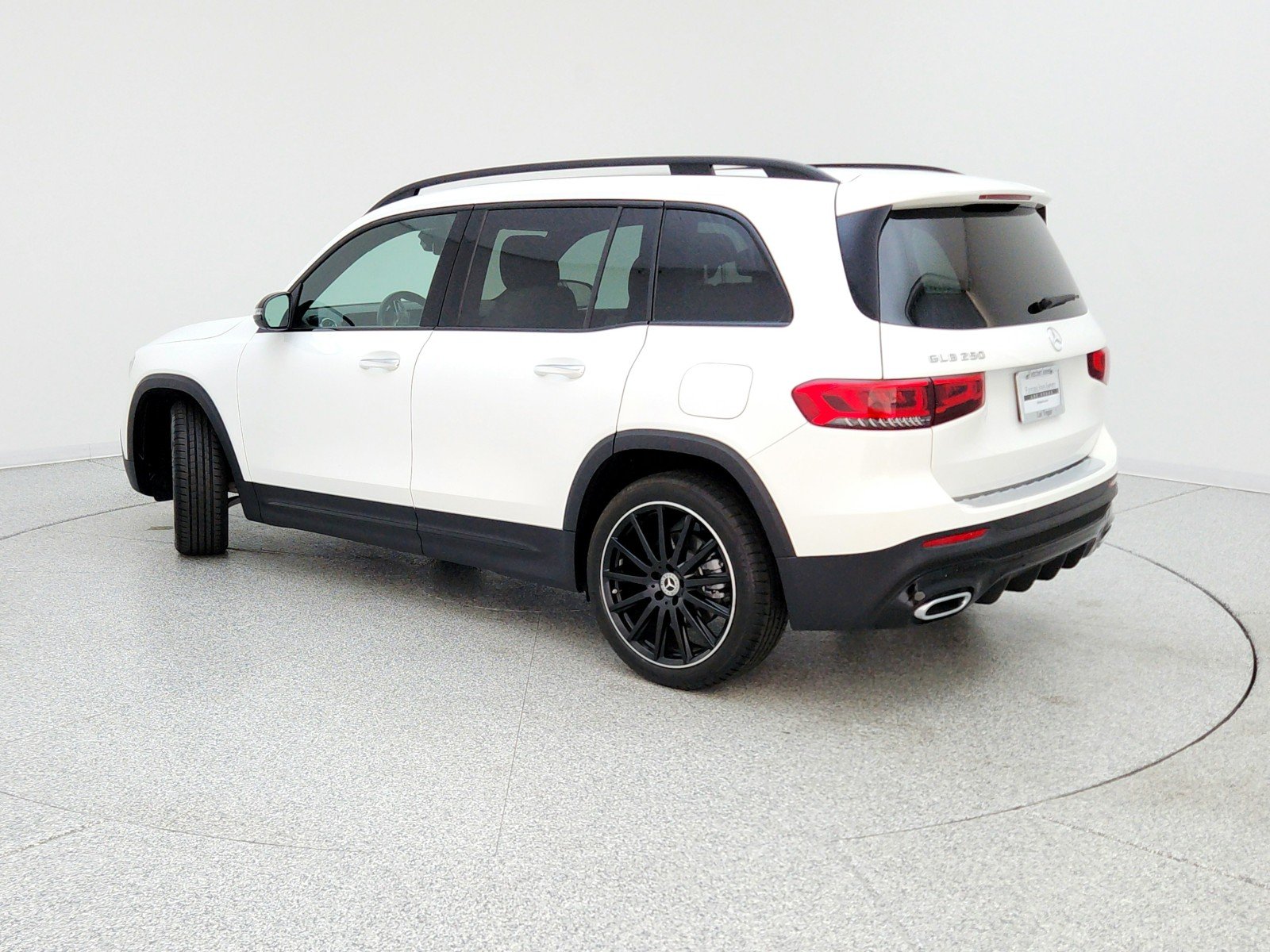 Certified Used 2022 Polar White Mercedes-Benz GLB 250 image 7