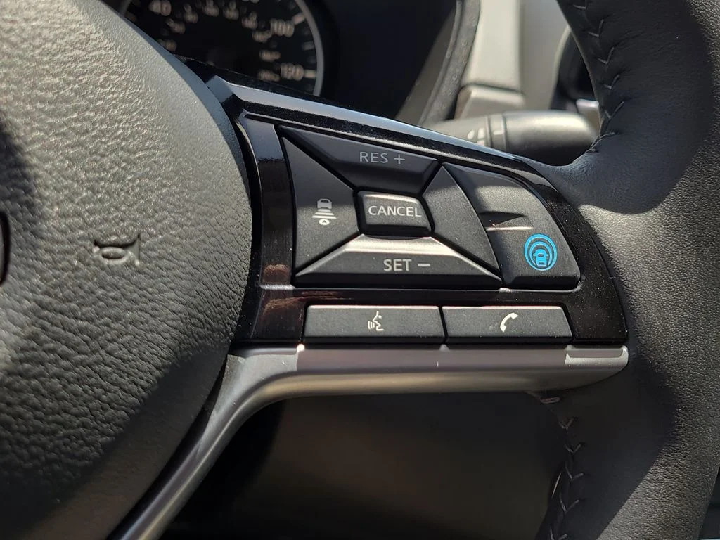Used 2025 Gray Nissan 2.5 SL image 29