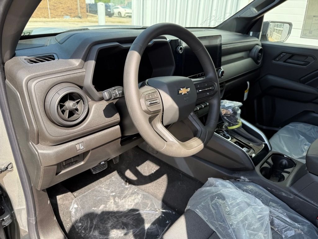 2026 Chevrolet Colorado Work Truck - Photo 8
