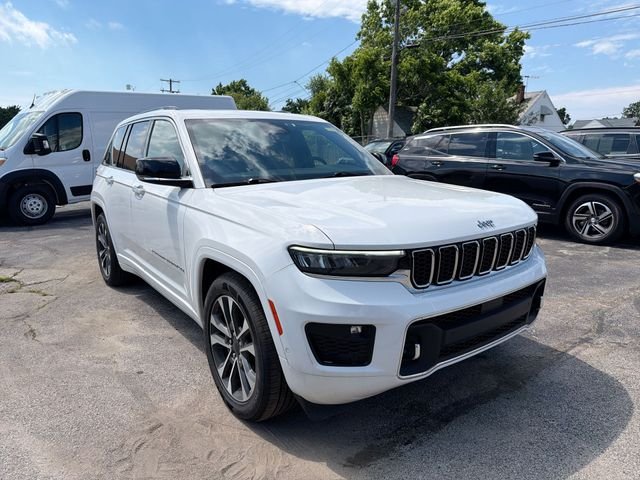 2023 Jeep Grand Cherokee Overland - Photo 11