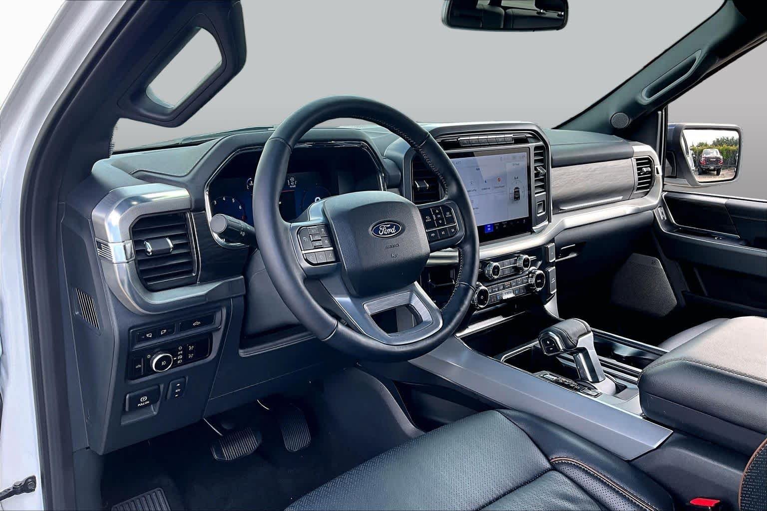 Used 2024 Oxford White Ford LARIAT image 18