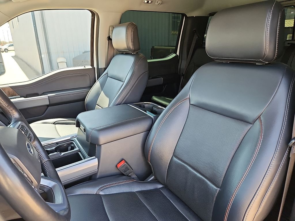 Used 2024 Oxford White Ford Lariat image 20