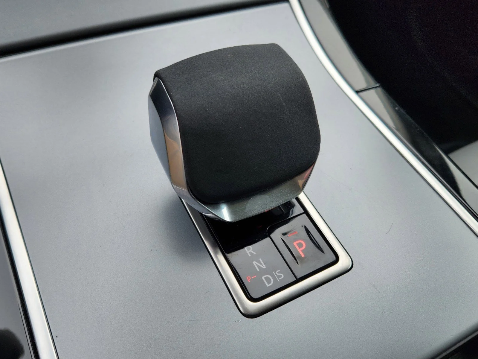 2024 Land Rover Range Rover Evoque S - Photo 22